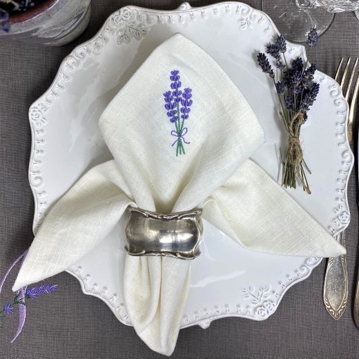 serviette leinen creme weiss stickerei lavendel