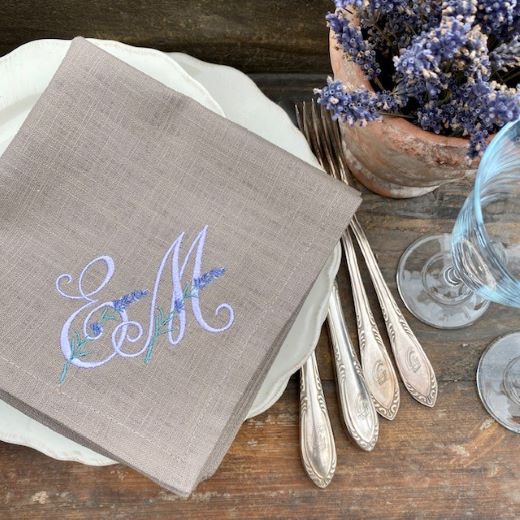 Servietten mit Monogramm Lavendel