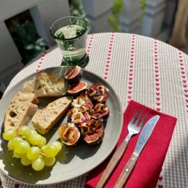 Tischdecke Hüttenzauber mit  Karos und Herzen