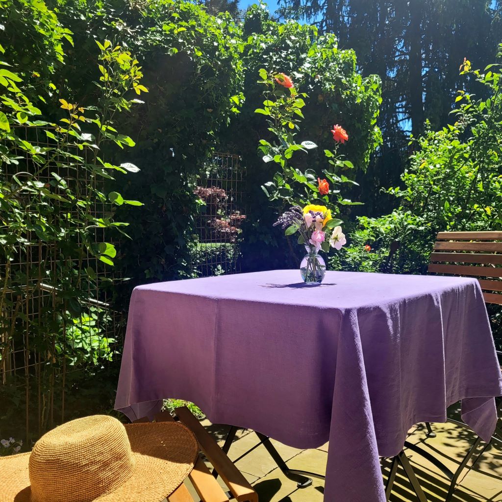 tischdecke-leinen-lila