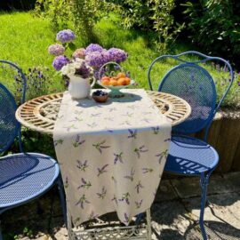 Romantischer Lavendel Tischläufer-Perfekt für jede Gelegenheit