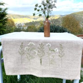 tischlaeufer natur Leinen gestickte Wildblumen